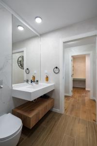 Emerald Charm One Cotroceni 1