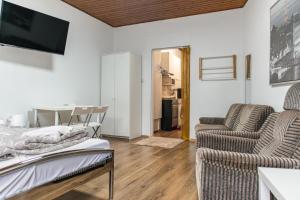 1BR Apartment near Danube & Millennium City Mall