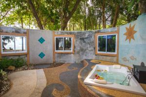 Hotel and Beach Bungalow at Lanta Resort