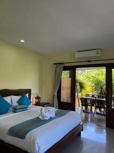 Krabi Klong Muang Bay Resort