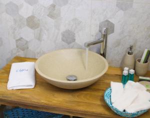 LIGEA APARTMENT - Bright Mediterranean Home with Bali-Inspired Touches - Central Anzio near Sea, Train and Bus Station