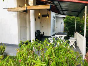 White House Weligama