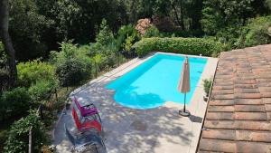 Villa climatisée avec piscine pour 9 personnes