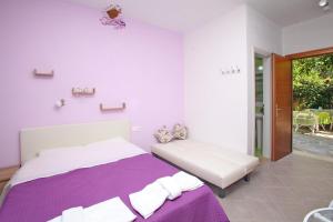 Sklavos Studios Skopelos Greece