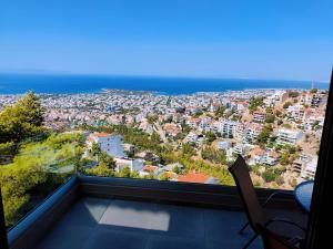 Voula Hill Panoramic Views of Sea and Athens 129 sqm 2 bedrooms 2 bathrooms Big Fully Equipped New Apartment Peaceful