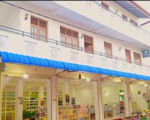 Jasmine Apartments