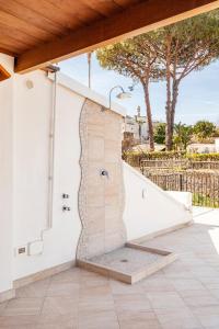 Mansarda con terrazza davanti castello aragonese