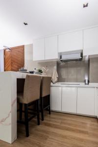 Bright 1BR SeaView Condo Pools Gyms S4512 วิวทะเล