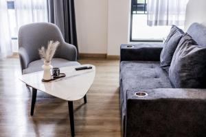 Spacious Duplex 4701 by IBG Pool Gym