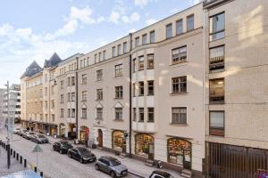 Luxhousing city center studio apartment