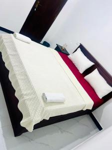 Golden Paradise Transit Hotel