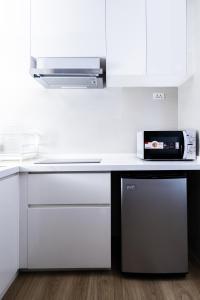 Suite Aura 1BR PoolsGyms Shuttle to Nai Harn