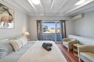 31Bea ABNB-Style 3BR House, 9 mins to train, Nr Gunyama Aquatic Park