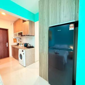 Regalia Park 2B1R 6pax Condo Forest City