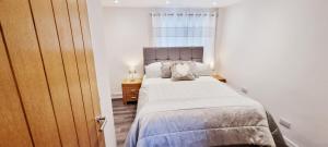 Looe Holiday Home Cornwall Sleeps 2 Self Catering No Pets