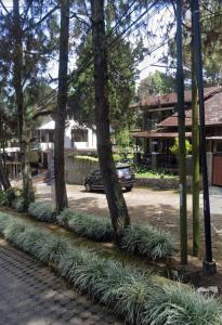 Ria Villa Istana Bunga