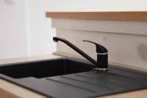 Bright Modern Holiday Home With Postcard Lake View