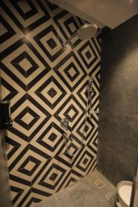 Luxury Jacuzzi Studio in Noida By DayDream