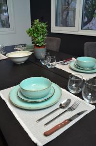 Spacious house by the sea