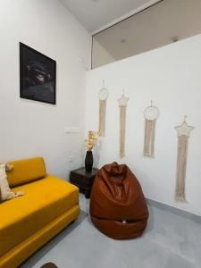 Home Away GHAR - A Cozy Luxe Escape in the Sky