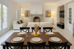 Premium house in Mougins with Private Tennis