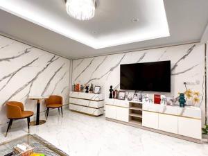 Modern House in Phuket Town