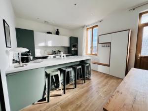 Charming townhouse Air conditioning and Parking