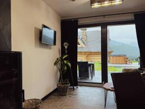 Schronisko Zmysłów - Apartament 1