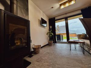 Schronisko Zmysłów - Apartament 1