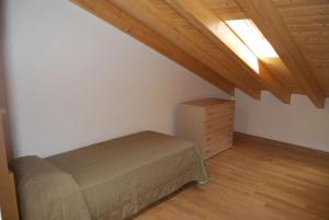 Beautiful apartment with swimming pool and solarium