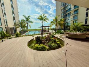 Lujoso apto con vista al mar, en salinas del mar