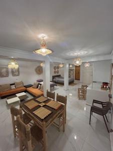 Pieds dans l eau , LEGZIRA Beach