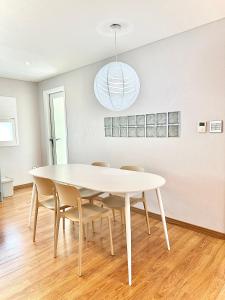 Geoje Notre Maison Family Up to 10 , Near Beach