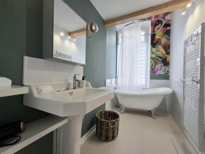 Cocon urbain avec terrasse privée au cœur du centre-ville