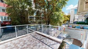 Cozy Central 1 Bedroom Apartment Near Mall Sofia and metro