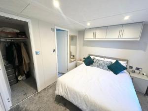 South Lakes - Stunning Lodge Adults only