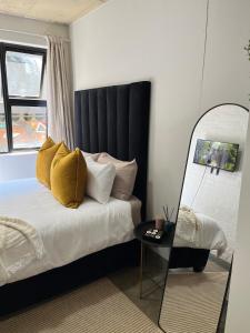 Bohemian hideout in the CBD