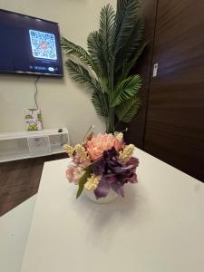 SV Suites Chic 1br Air Residences Makati CBD NR Airport and BGC