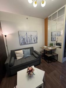SV Suites Chic 1br Air Residences Makati CBD NR Airport and BGC