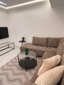 Luxurious 2 bedroom furnished apartment in Abdoun