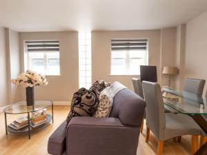 Pass the Keys Charming Flat by Hyde Park with Parking & Tube