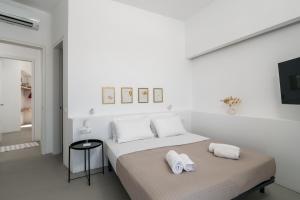 Villa Nabia By Milos Concierge