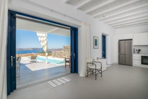 Villa Nabia By Milos Concierge