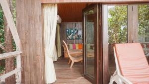 Barefoot Luxury at the Tip of Borneo