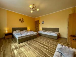 One Floor under High Tatras
