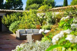 Grande villa familiale vue mer avec piscine - domaine privé à St Cyr sur Mer