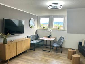 FR- moderne Wohnung, WLAN, Smart-TV, voll ausgestattete Küche