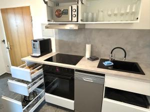 FR- moderne Wohnung, WLAN, Smart-TV, voll ausgestattete Küche