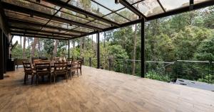 Villa Napoli - Forest retreat, pool, jacuzzi, river