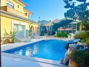 Sunrise Villa Alvorada